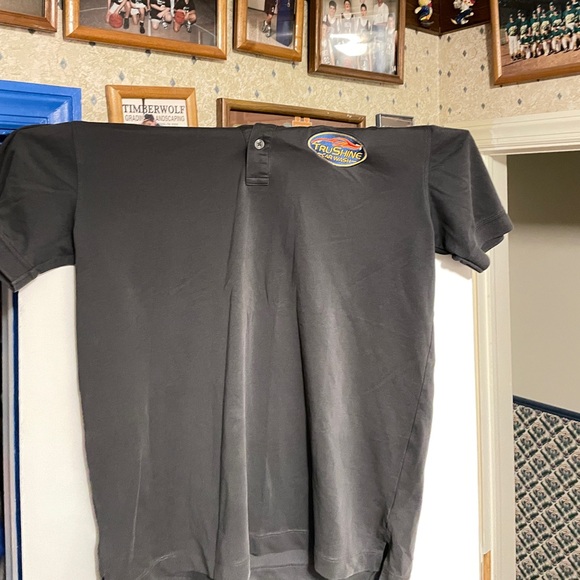 2 button Up PoloShirt - Picture 1 of 3